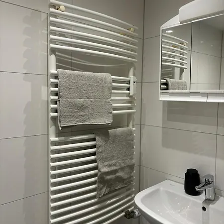 Rheydt Comfort Stay Apartment Mönchengladbach Buitenkant foto
